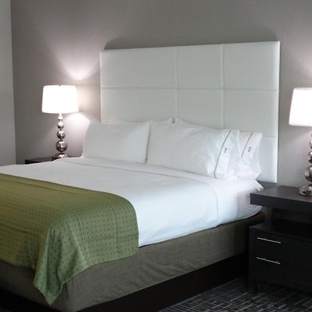 Holiday Inn Covington By Ihg Buitenkant foto